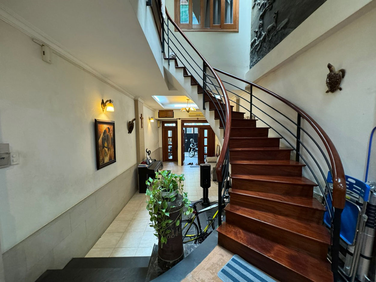 Nhà phố 2 lầu (3,6x19,5) đối diện Công Viên đường Nguyễn Đình Khơi-khu Đệ Nhất K.Sạn,Khu ít nhà bán